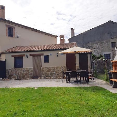 La Portada De Abajo Villa Gallegos ภายนอก รูปภาพ